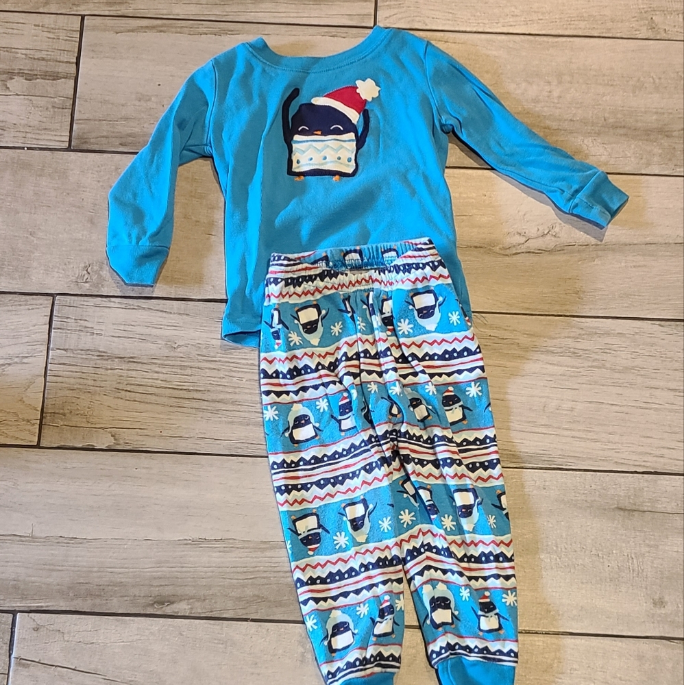 🍁Gymboree Penguin Santa Holiday Pajamas🪅